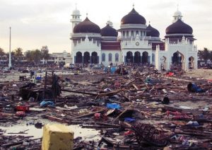 Beramal Bagi Dampak Korban Bencana Tsunami Di Sumatra Aceh